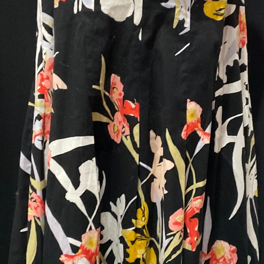New With Tags Sarong Dress Size 18 in Perfect Condition